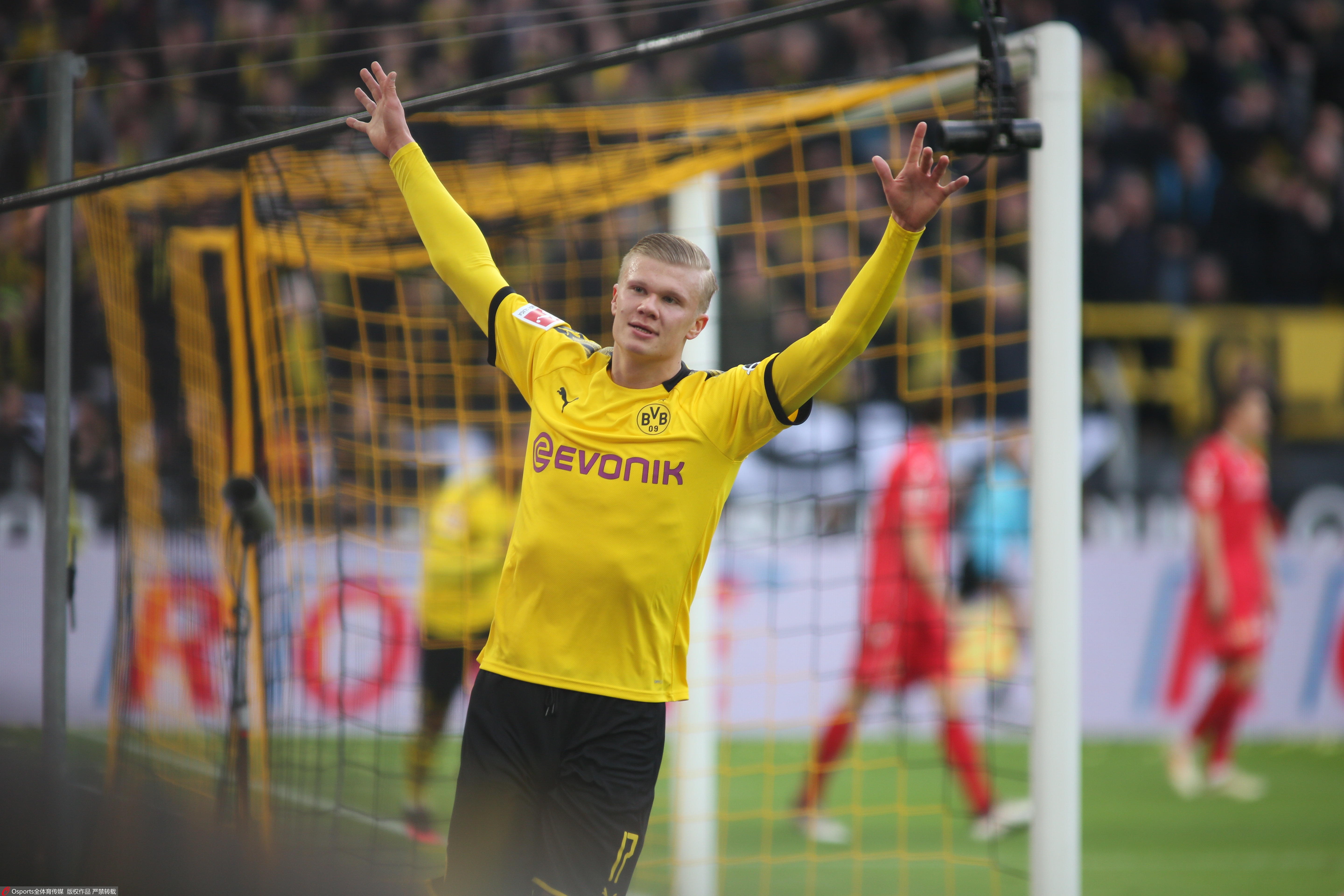 王者归来，武汉eStarPro勇夺2021KPL秋季赛总冠军