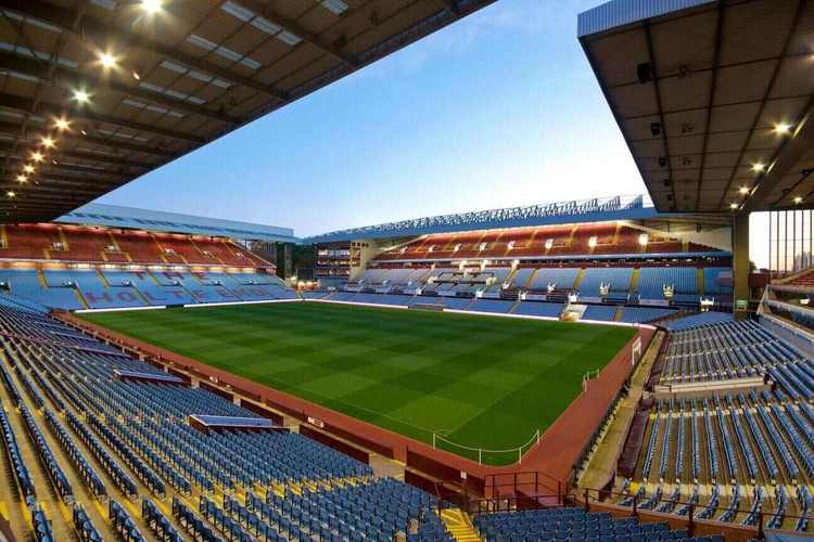 调整兼